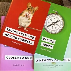 Joyce Meyer small book bundle lot Facing ear Facing Truth Closer to God Living